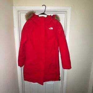 THE NORTH FACE WOMENS DREAMER PARKINA JACKET FIERY RED FAUX FUR